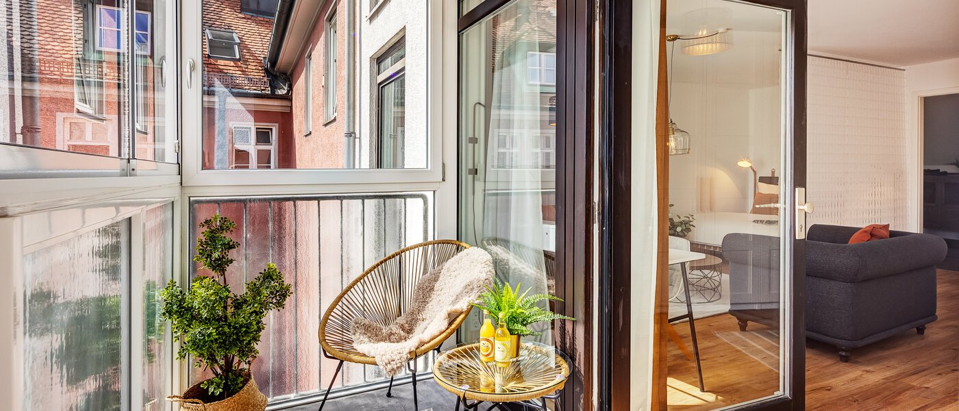 アティック・フラット（屋根裏） München Lehel 01 ベランダ 12257