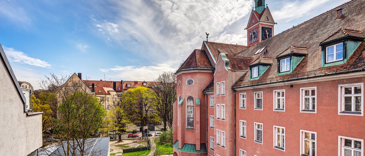 アティック・フラット（屋根裏） München Lehel 01 物件からの眺め 12257