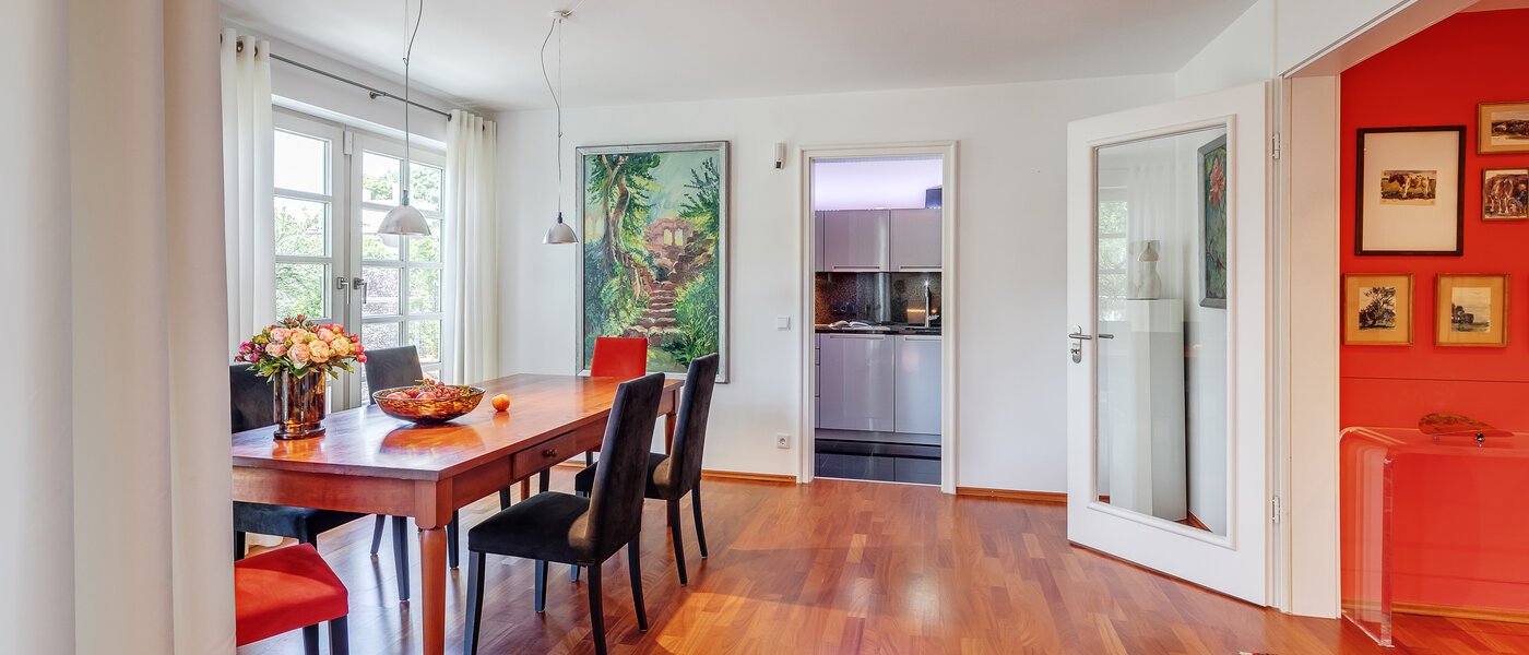 マンション München Herzogpark 03 ダイニングエリア 12265