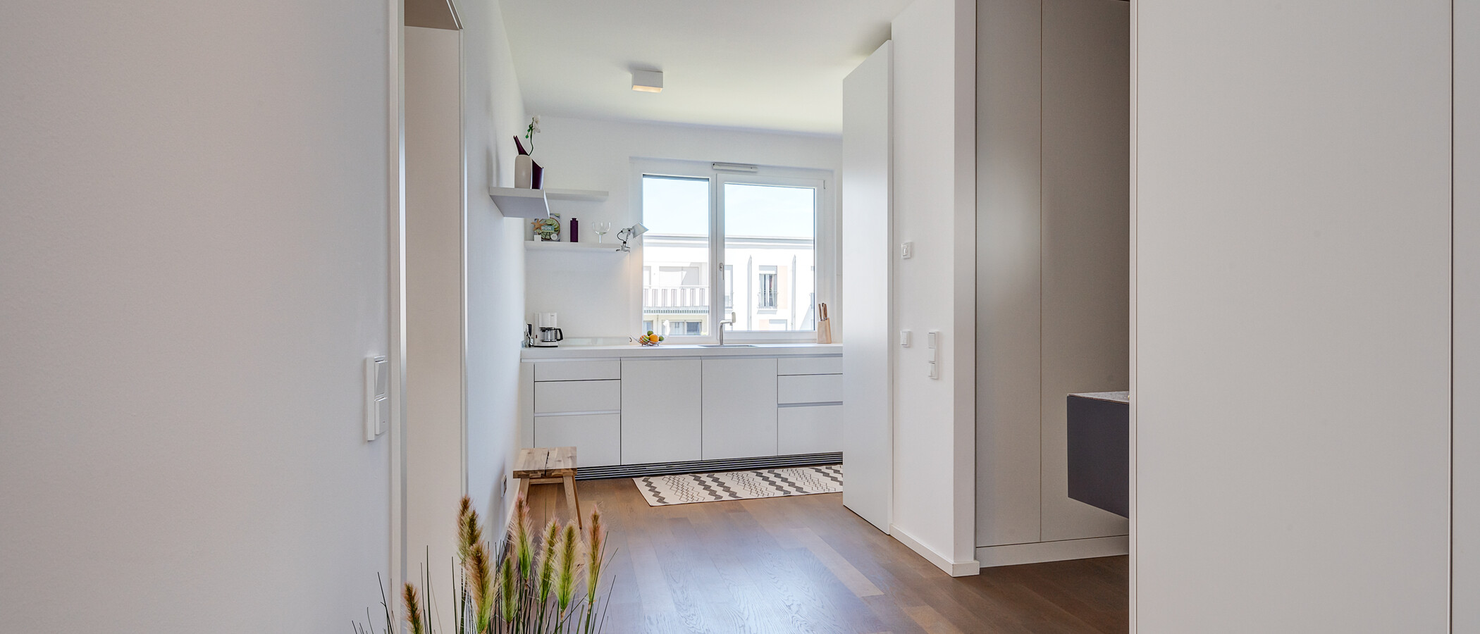 マンション München Schwabing-West 04 玄関入り口 12272