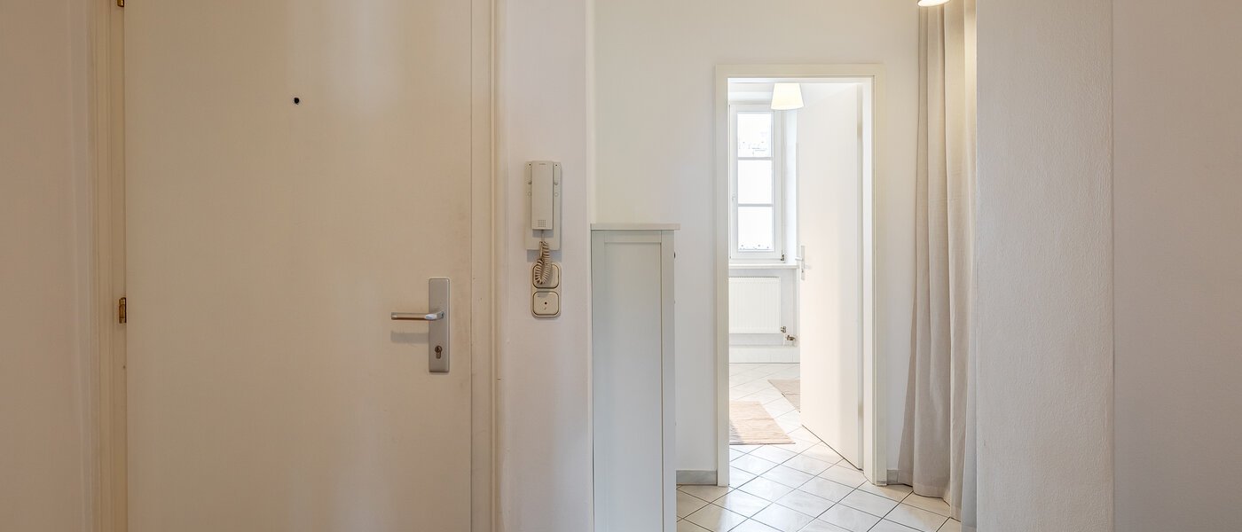 マンション München Maxvorstadt - Westen 03 玄関入り口 12282