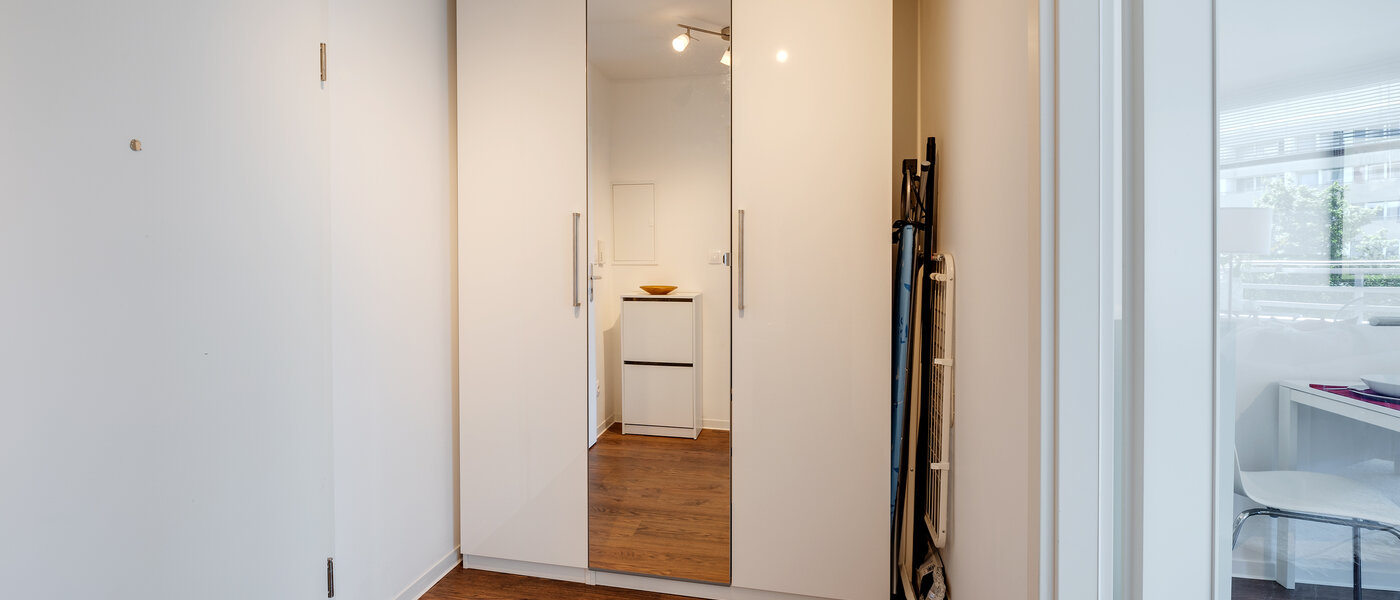 マンション Oberschleißheim 03 玄関入り口 12289