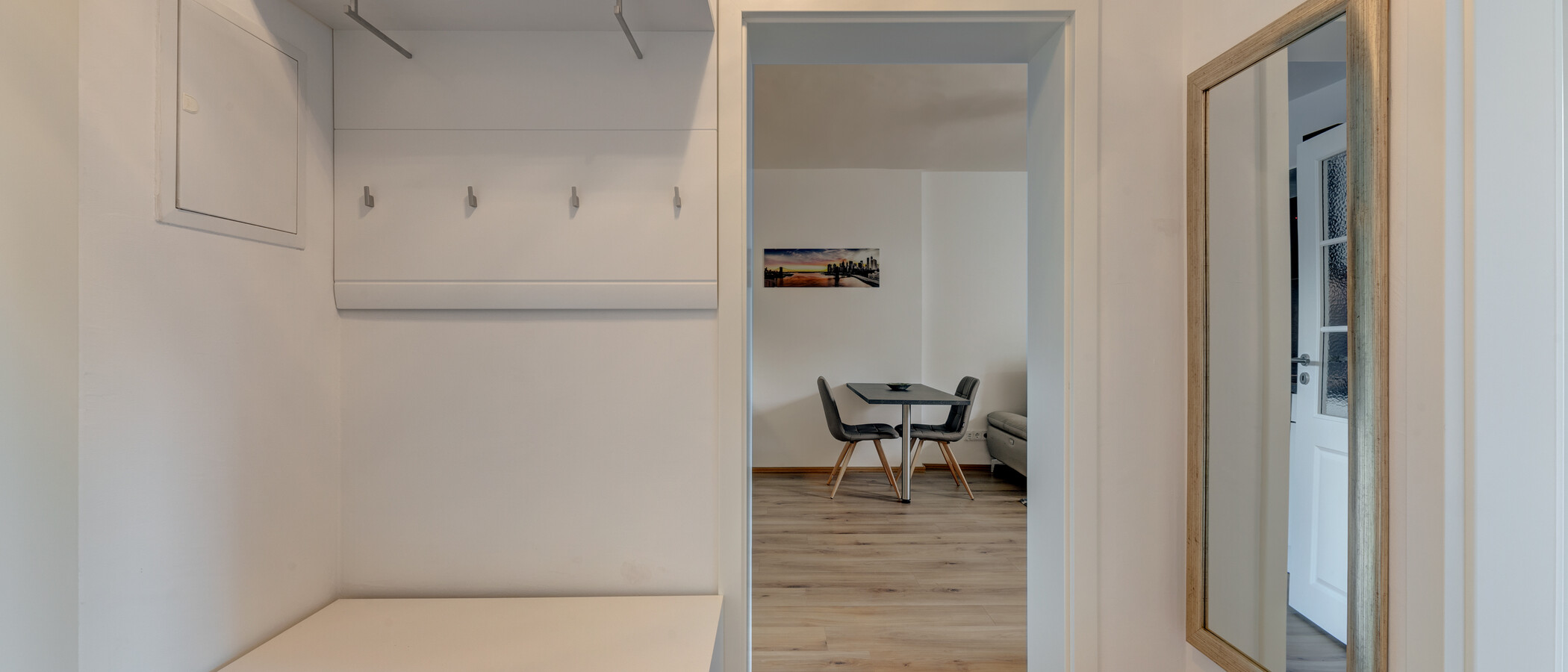 マンション München Bogenhausen 01 玄関入り口 12300