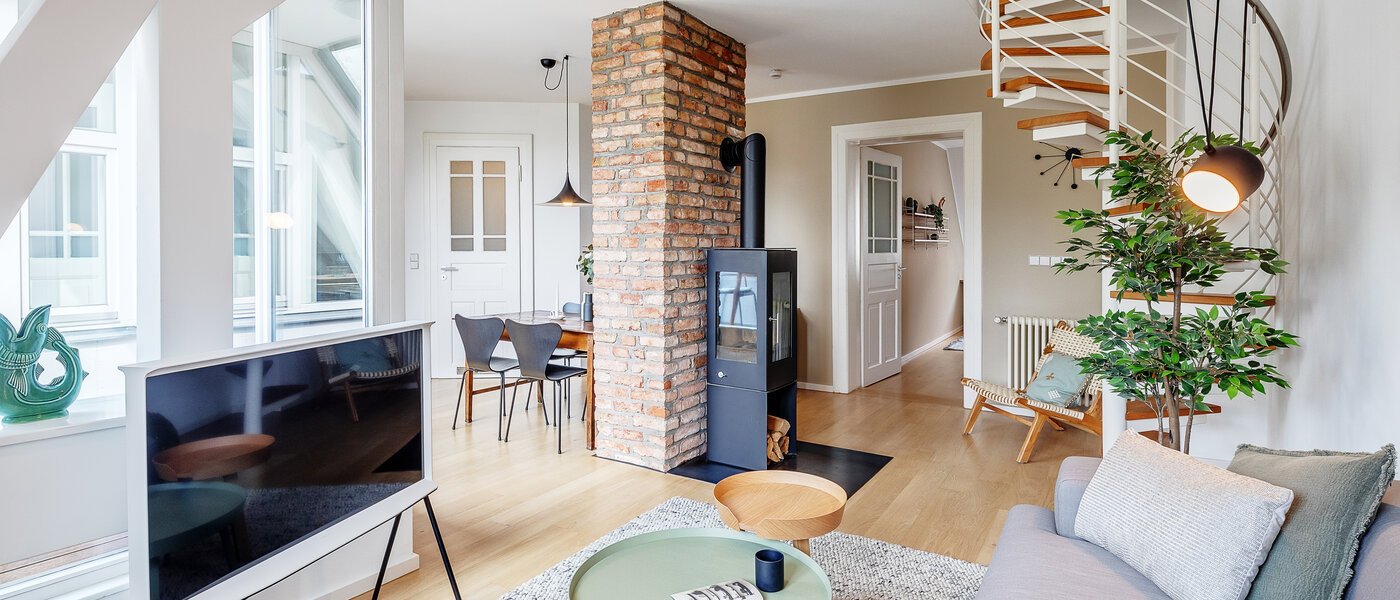 メゾネット・マンション（複数階にわたるマンション） München Maxvorstadt 01 リビングエリア 12304