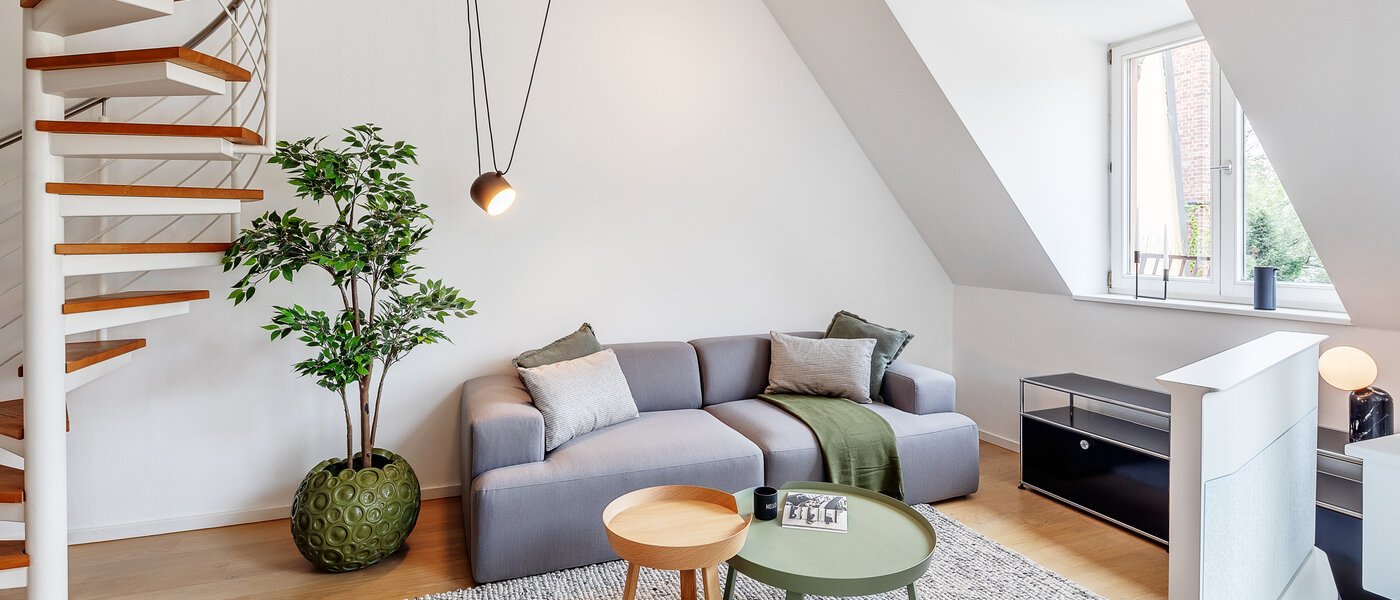 メゾネット・マンション（複数階にわたるマンション） München Maxvorstadt 02 リビングエリア 12304