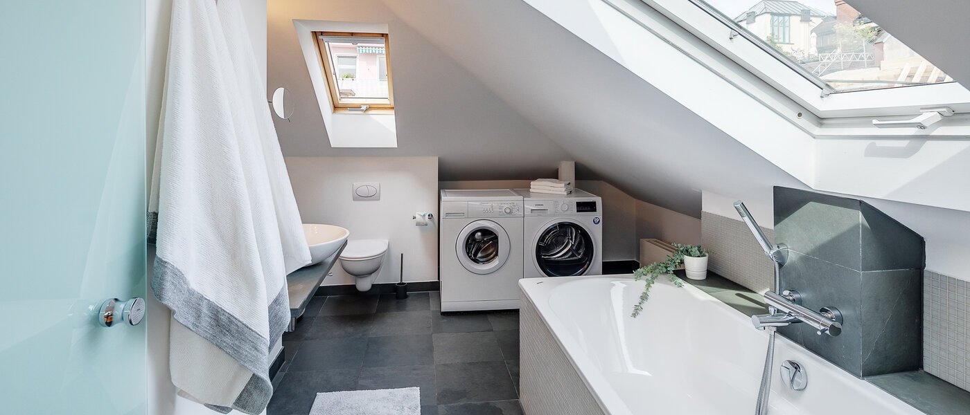 メゾネット・マンション（複数階にわたるマンション） München Maxvorstadt 03 1つめの浴室 12304