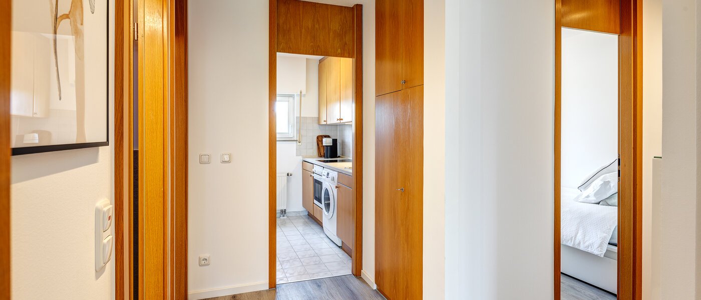 マンション München Moosach 03 玄関入り口 12317