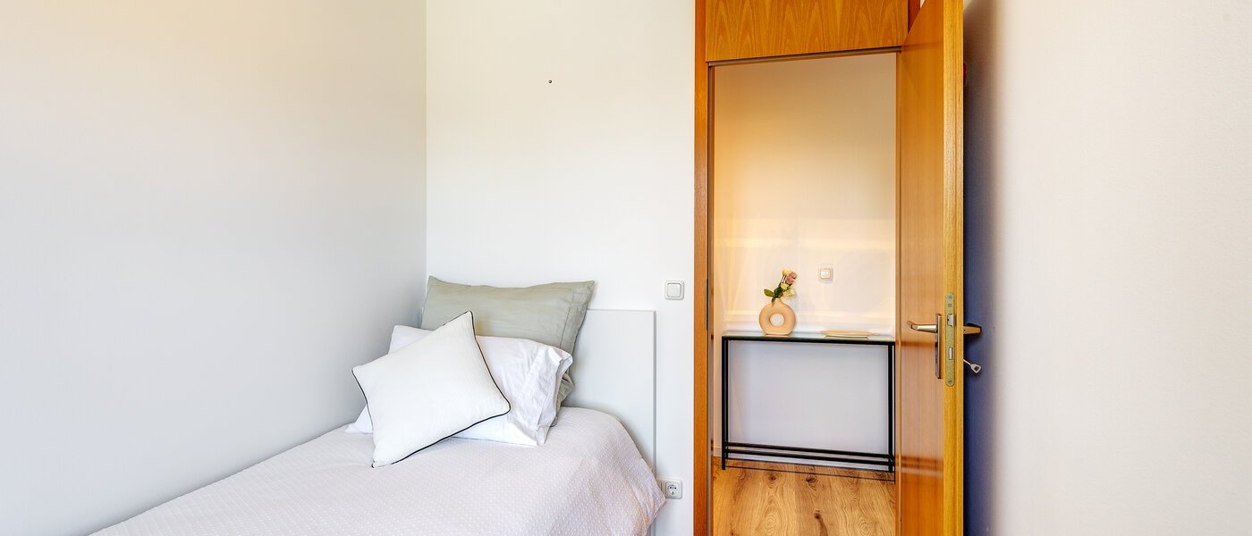 マンション München Moosach 02 2.　寝室 12317