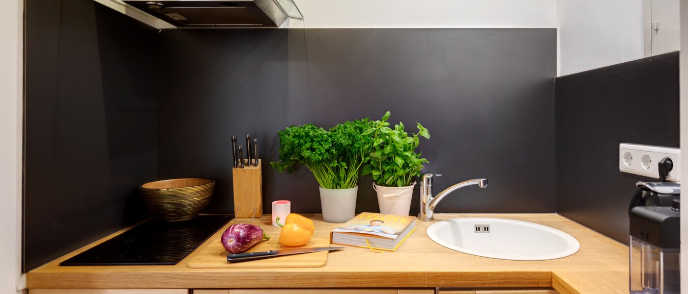 アティック・フラット（屋根裏） München Obergiesing 02 キッチン 12328