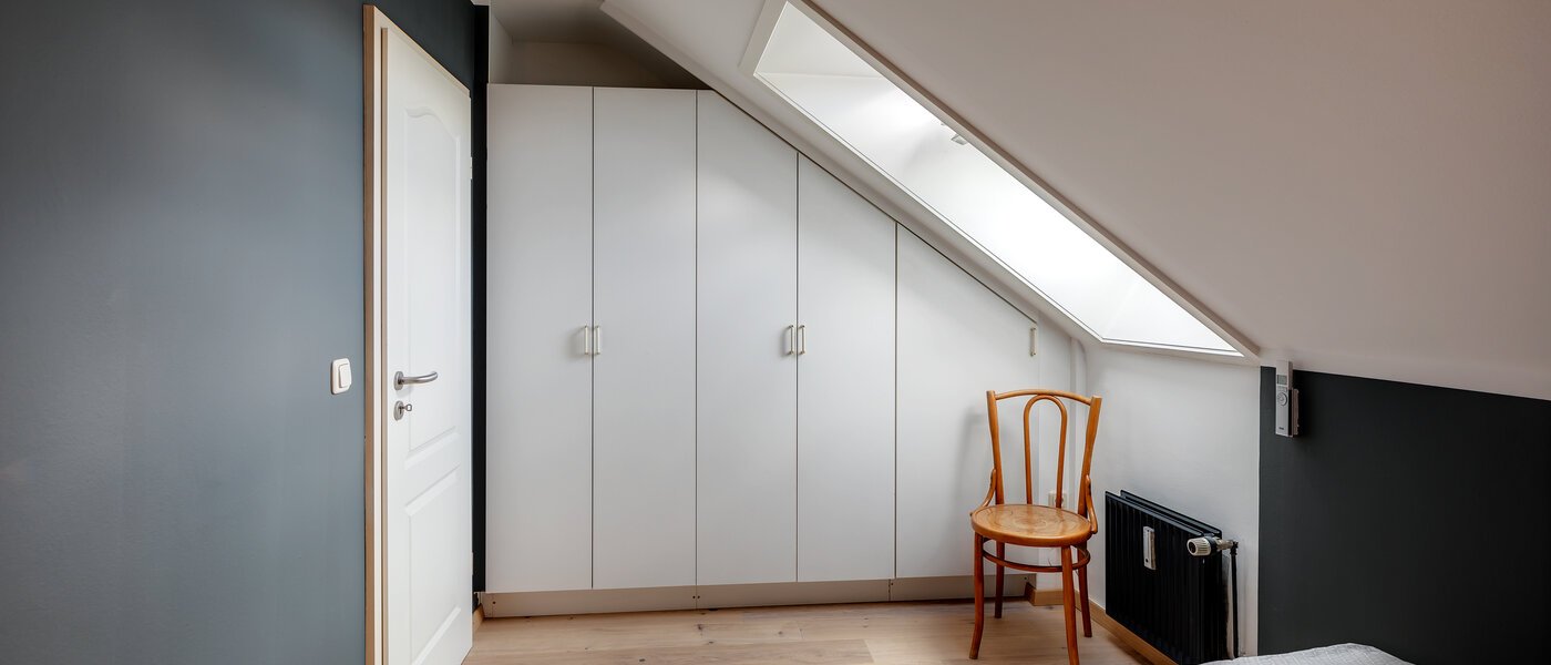 アティック・フラット（屋根裏） München Obergiesing 02 寝室 12328