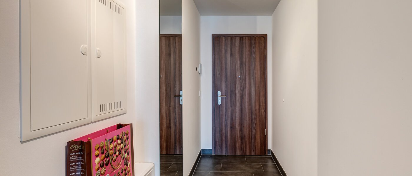 マンション München Pasing 02 玄関入り口 12344