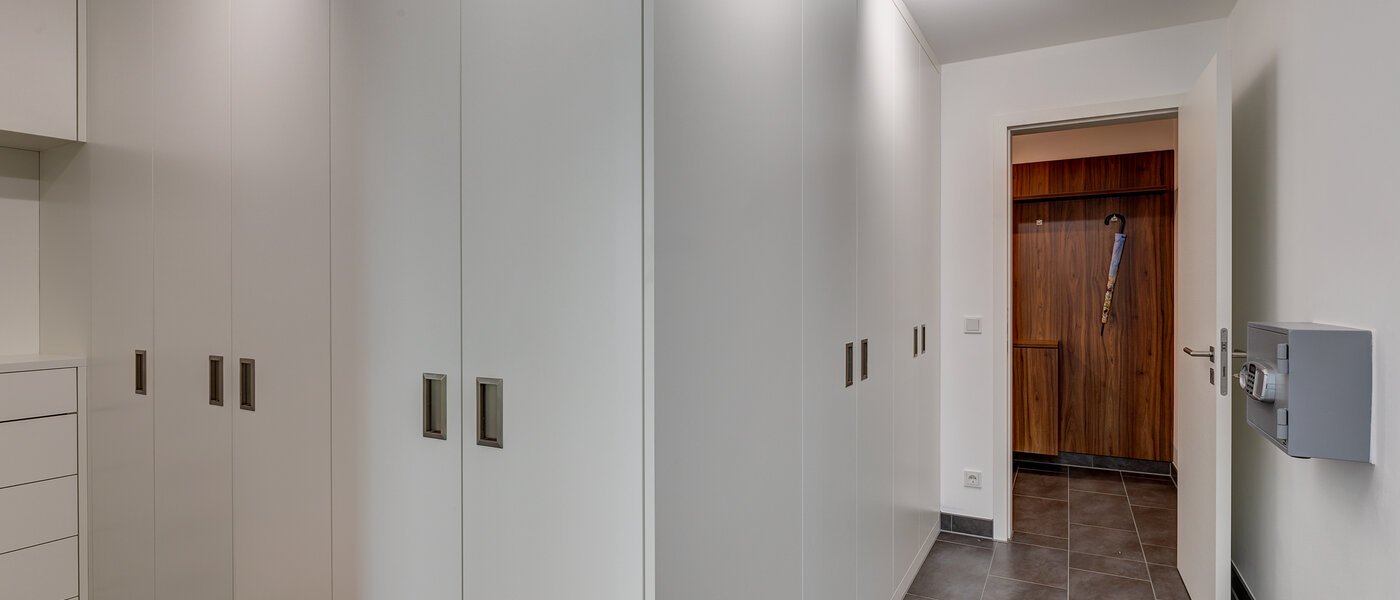 マンション München Pasing 02 更衣室 12344