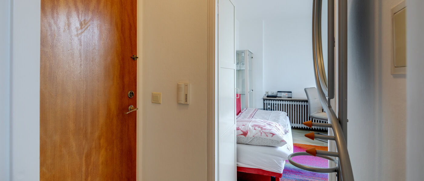 アパルトマン München Ramersdorf 02 玄関入り口 1235