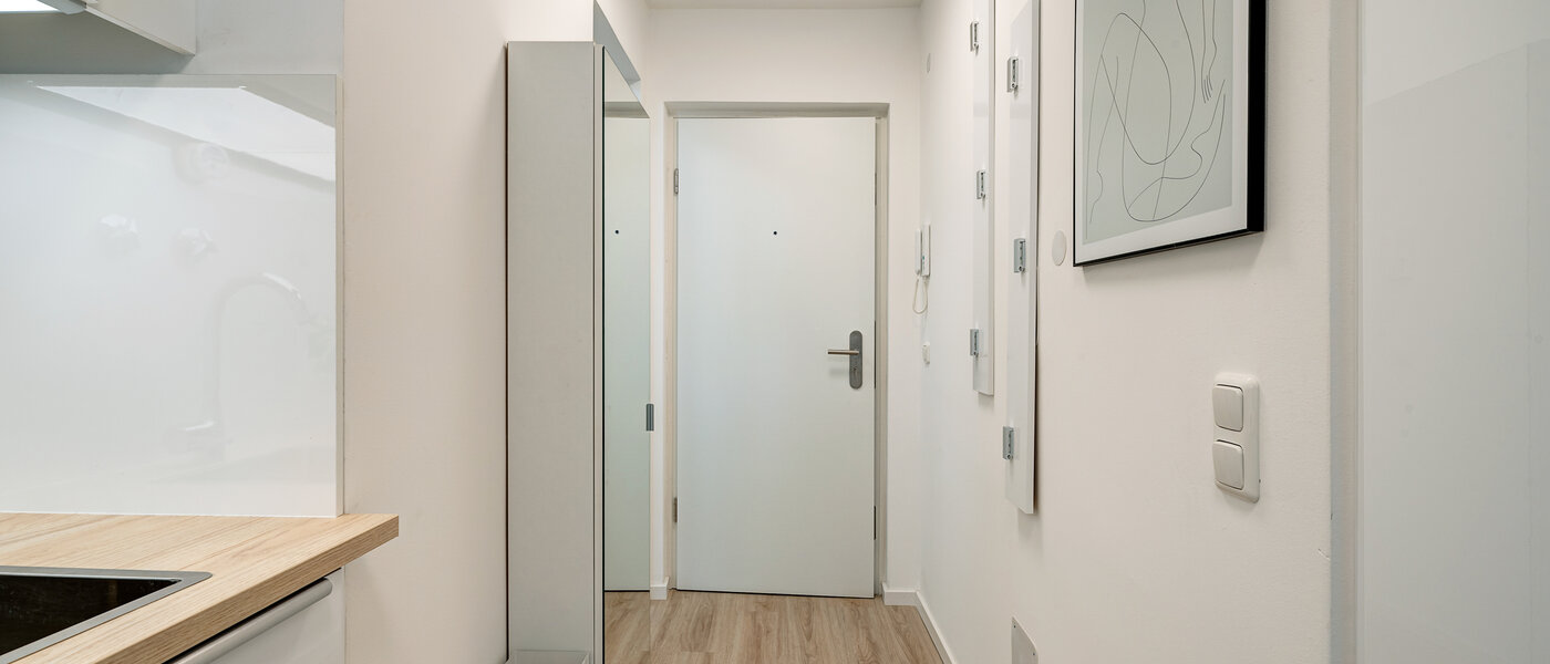 マンション München Schwabing-West (rund um den Hohenzollernplatz) 02 玄関入り口 12352