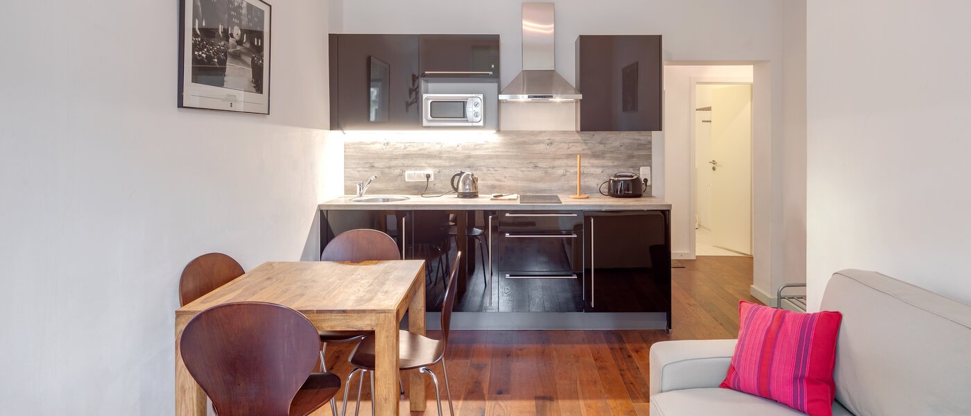 申し訳ございません。こちらの物件はすでに貸し出されました。