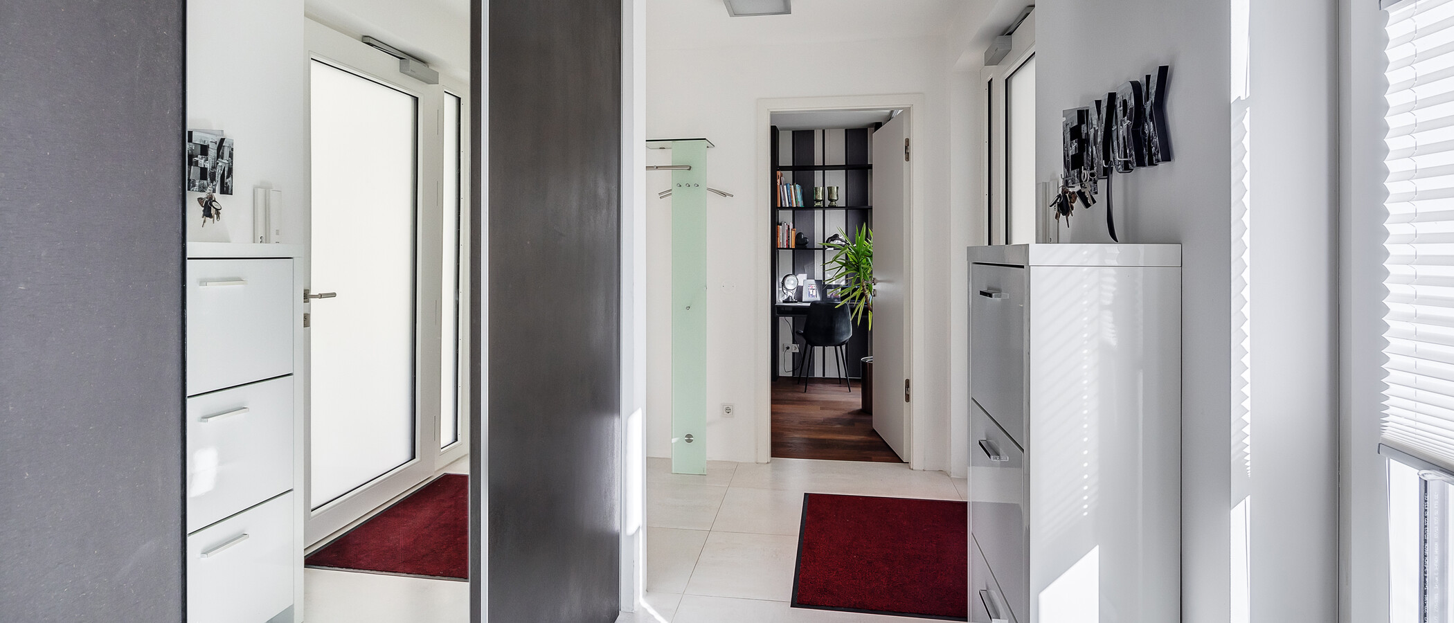 庭付き住宅 München Schwabing (rechts der Leopoldstraße) 01 玄関入り口 12380