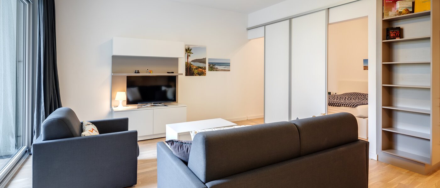 マンション München Bogenhausen 04 リビングエリア 12389