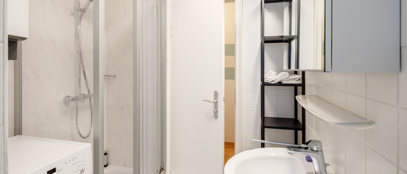 マンション München Neuhausen 01 浴室 12413