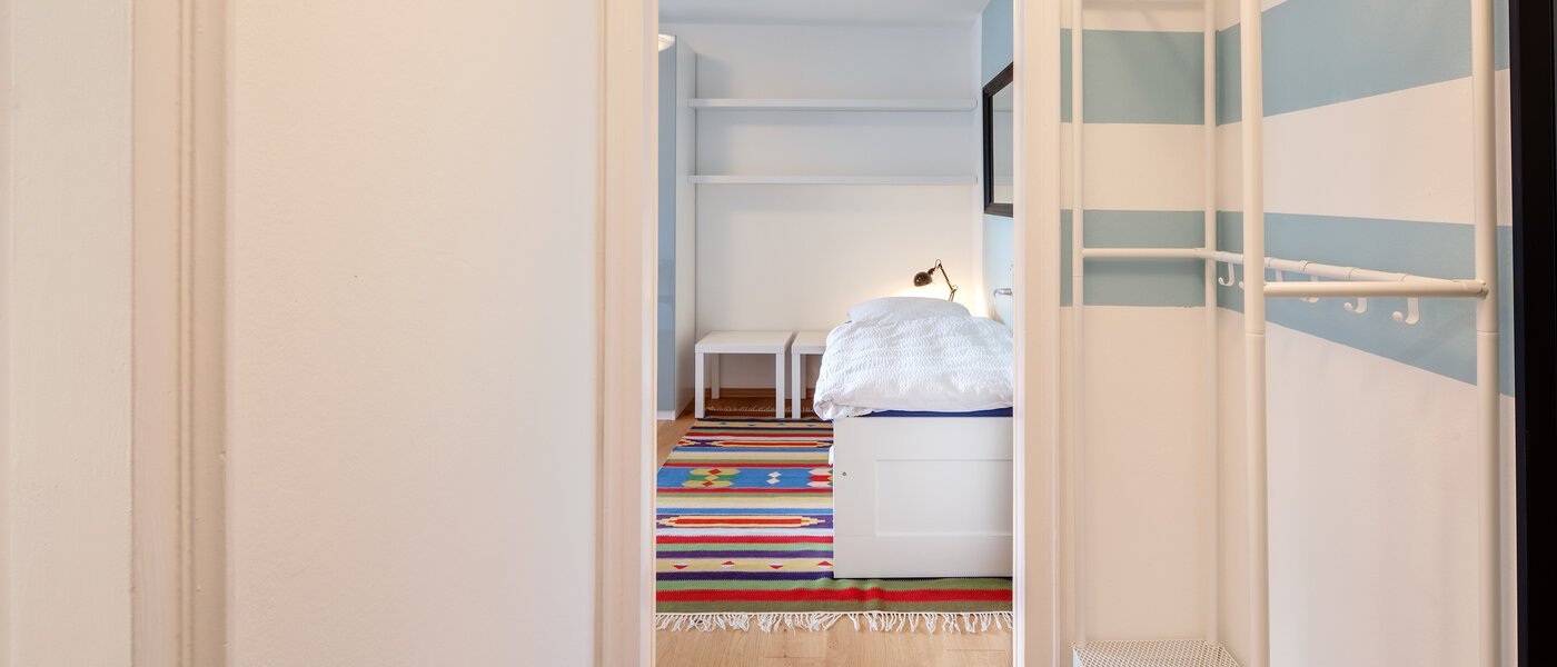 マンション München Neuhausen 02 玄関入り口 12413