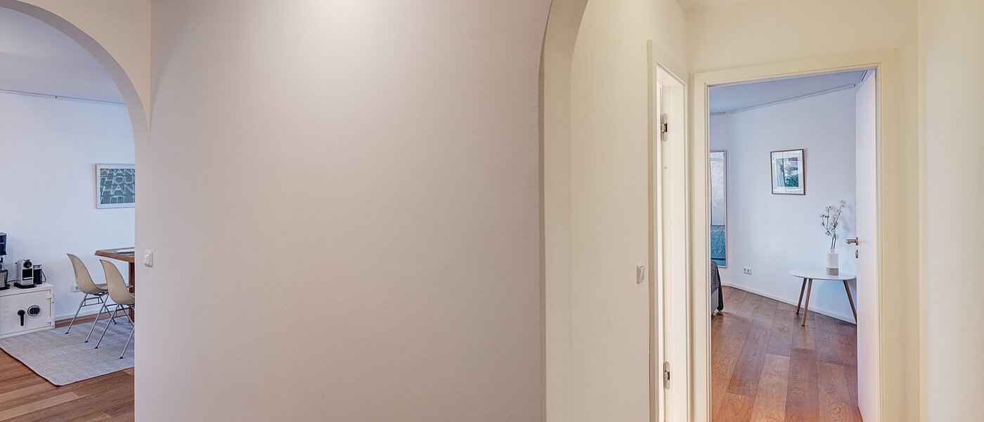 マンション München Schwabing 03 玄関入り口 12436