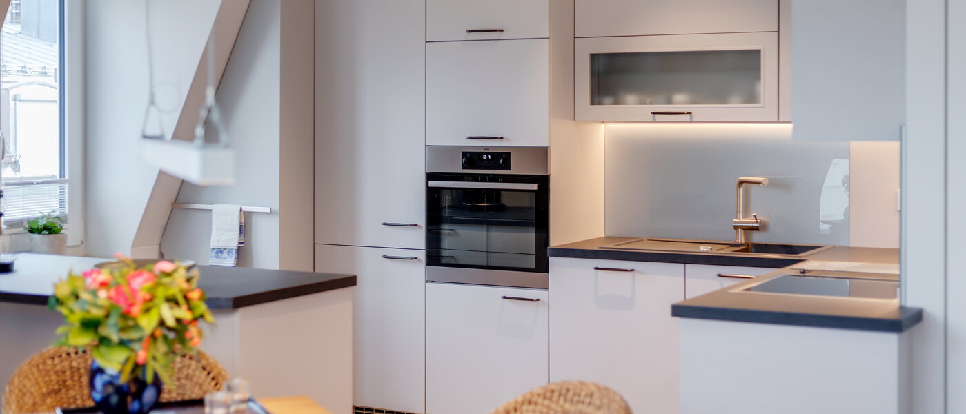 アティック・フラット（屋根裏） München Au 02 キッチン 12452