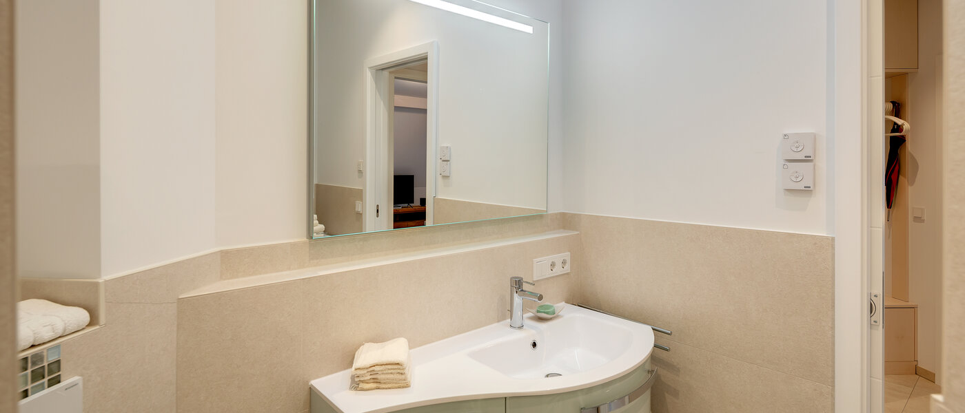 アティック・フラット（屋根裏） München Au 04 浴室 12452