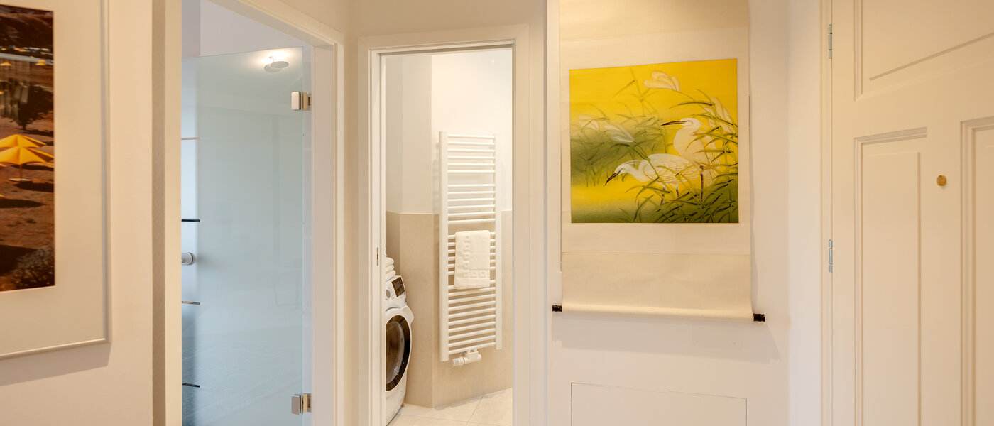 アティック・フラット（屋根裏） München Au 01 玄関入り口 12452