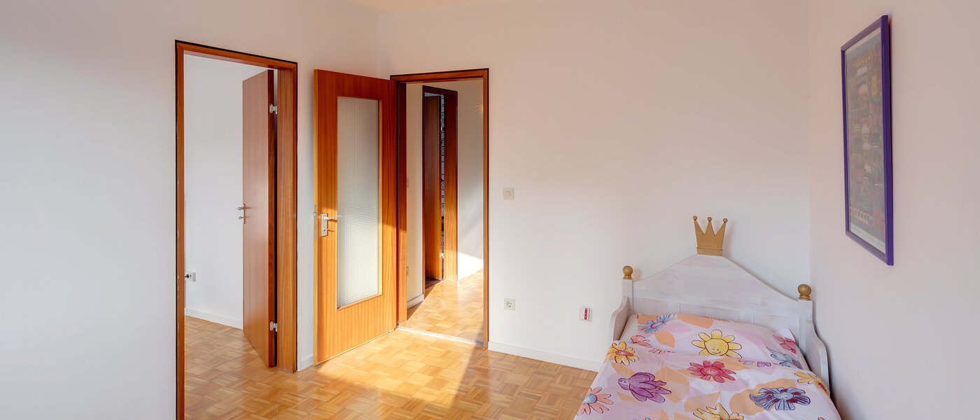 テラスハウス角住宅 München Obersendling 03 子供部屋 12456