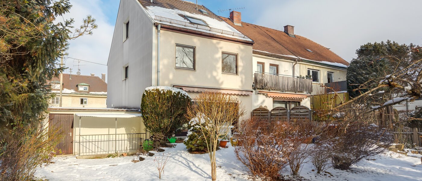 テラスハウス角住宅 München Obersendling 02 庭 12456