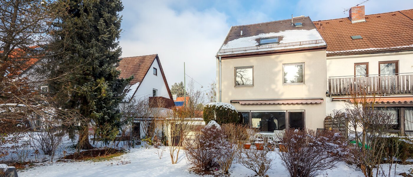 テラスハウス角住宅 München Obersendling 03 庭 12456