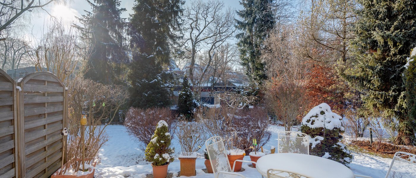 テラスハウス角住宅 München Obersendling 02 テラス・ポーチ 12456