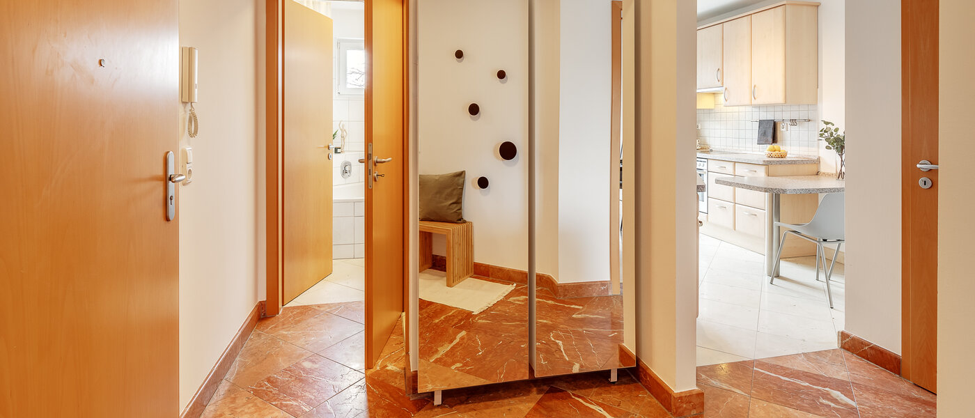 マンション München Westpark 02 玄関入り口 12461