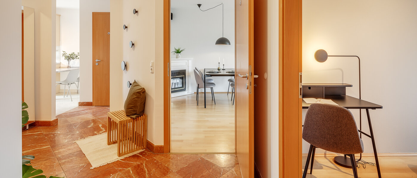 マンション München Westpark 05 玄関入り口 12461