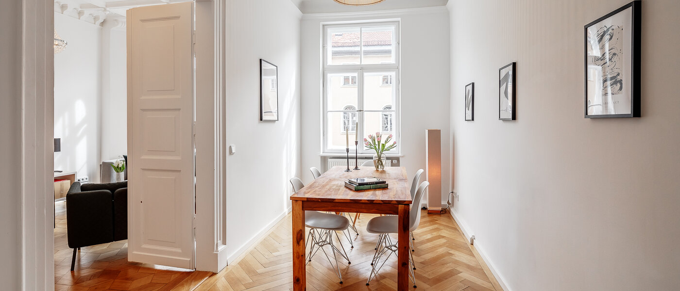 マンション München Maxvorstadt - Universitätsviertel 01 ダイニングルーム 12491