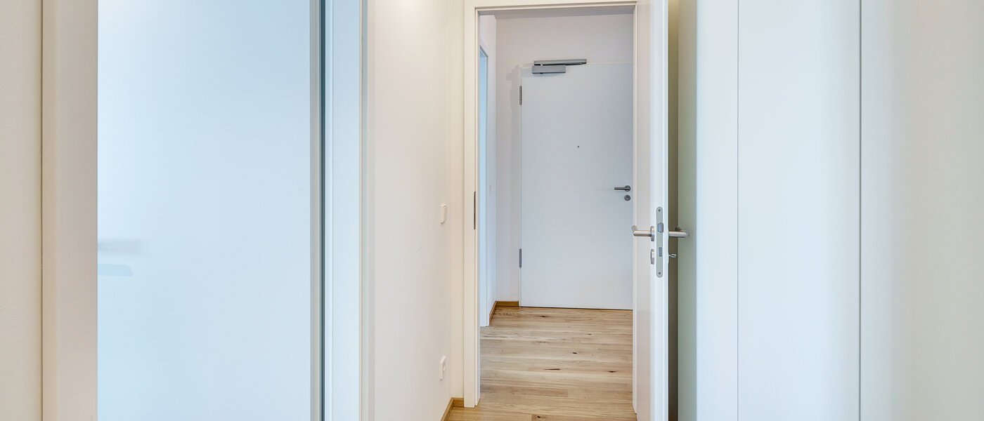 マンション München Au 05 玄関入り口 12517