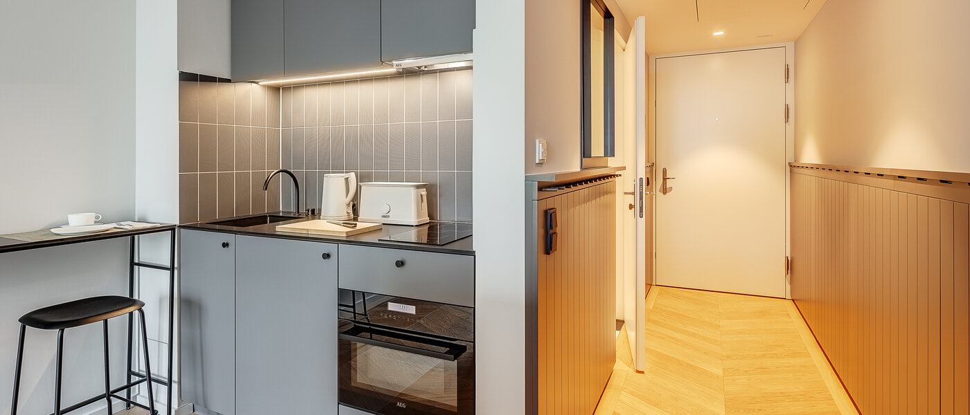 マンション München Herzogpark 01 玄関入り口 12567