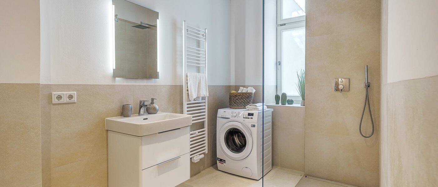 マンション München Neuhausen 01 浴室 12582