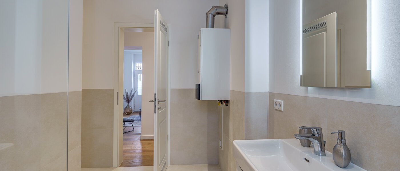 マンション München Neuhausen 04 浴室 12582