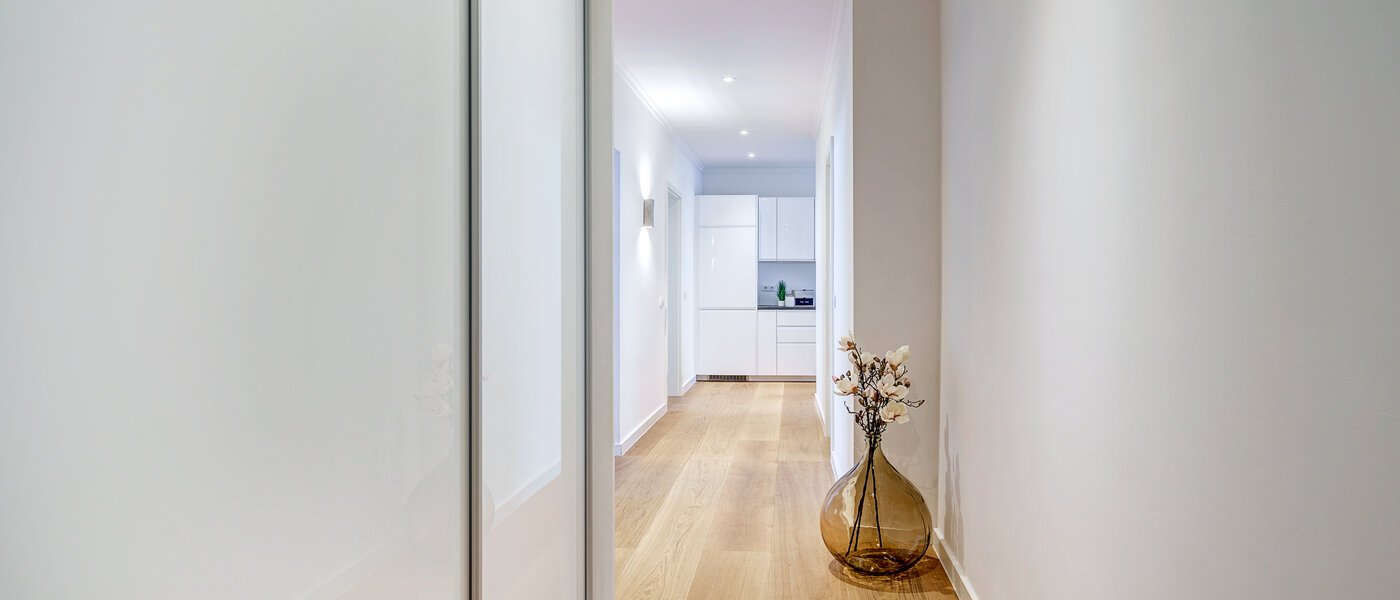 マンション München Neuhausen 01 玄関入り口 12582