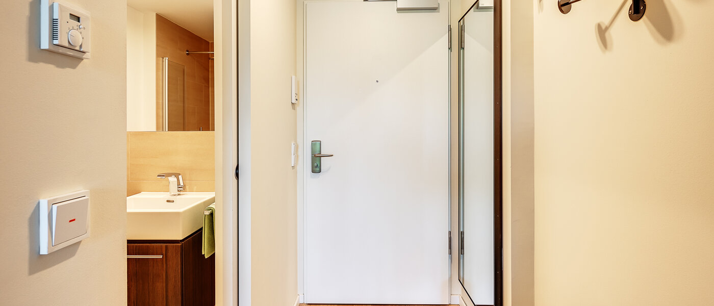 アパルトマン München Schwabing-West (rund um den Hohenzollernplatz) 04 玄関入り口 12583