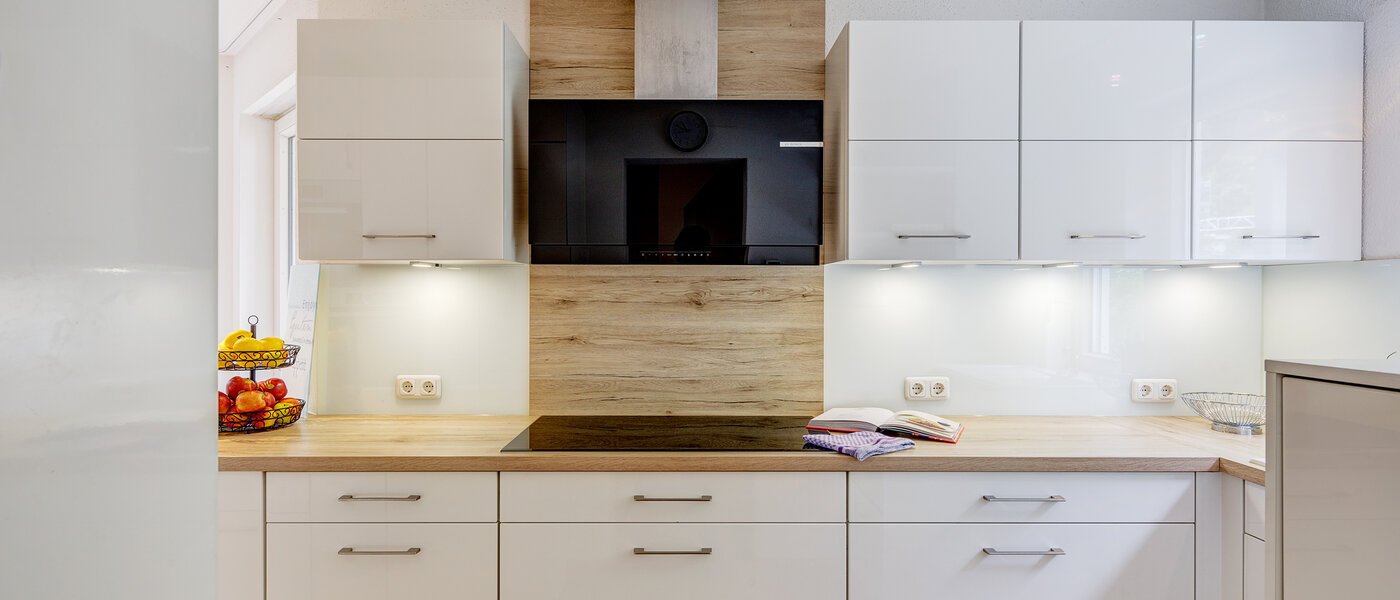 セミ・デタッチド・ハウス（一戸建てを二つに分けた家屋） Gauting 05 キッチン 12610