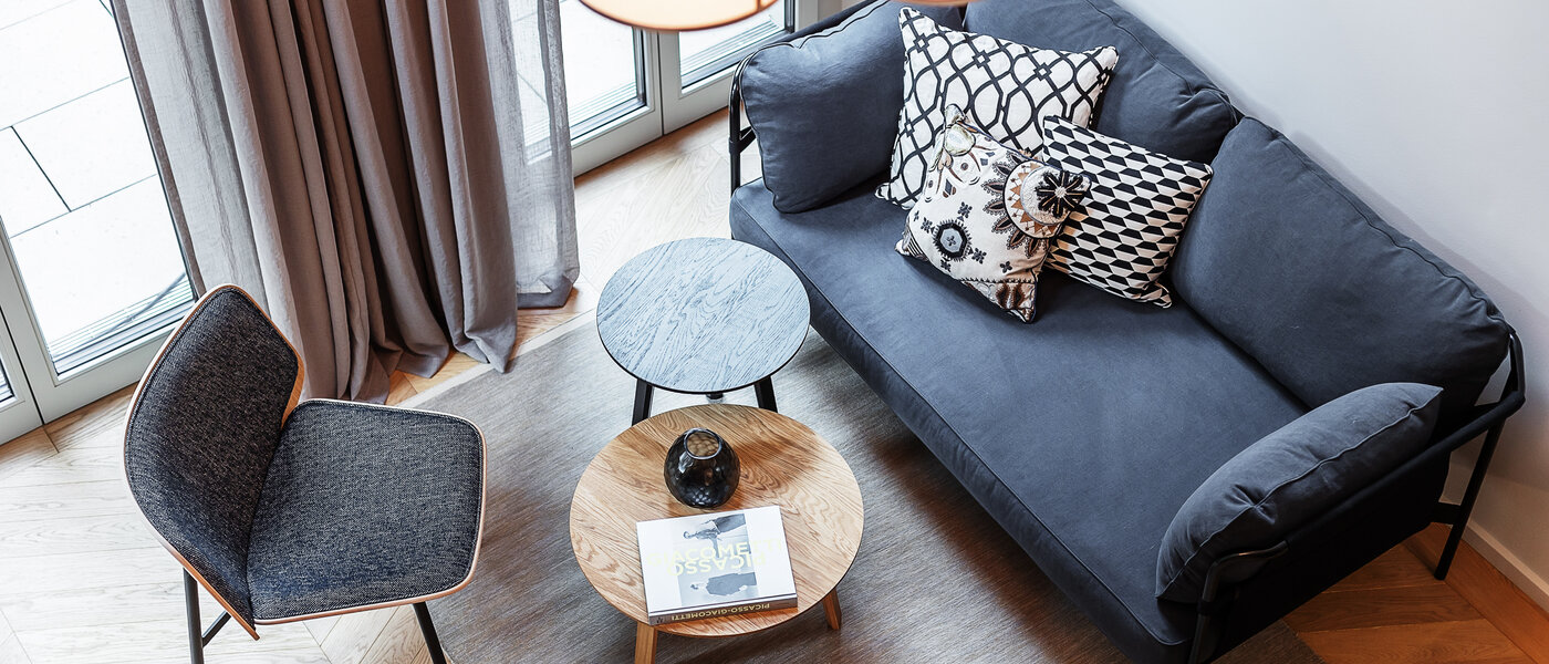 複層－回廊住宅 München Herzogpark 05 リビングエリア 12611