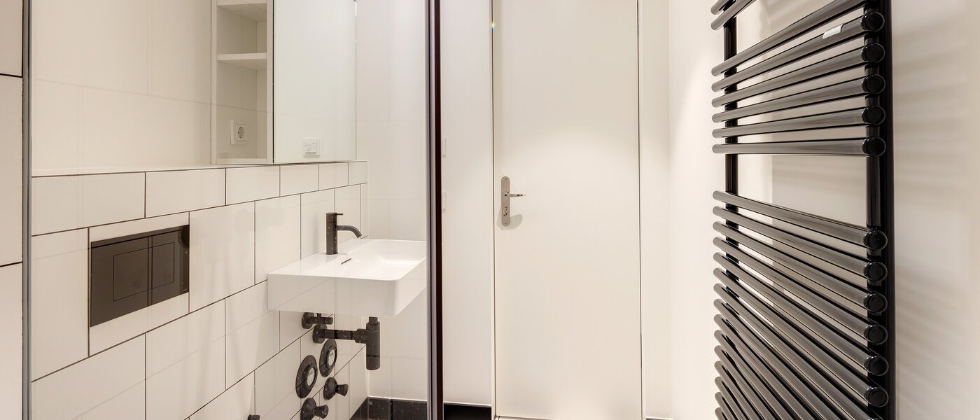 複層－回廊住宅 München Herzogpark 03 浴室 12615