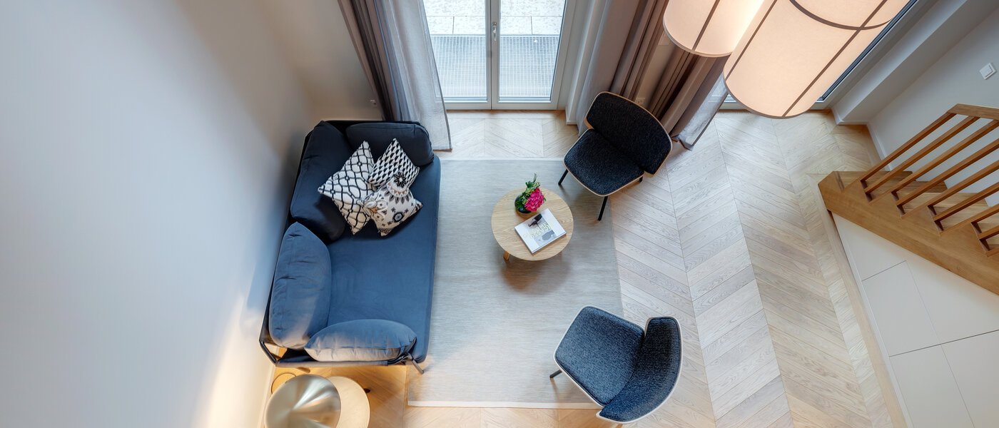 複層－回廊住宅 München Herzogpark 05 リビングエリア 12615