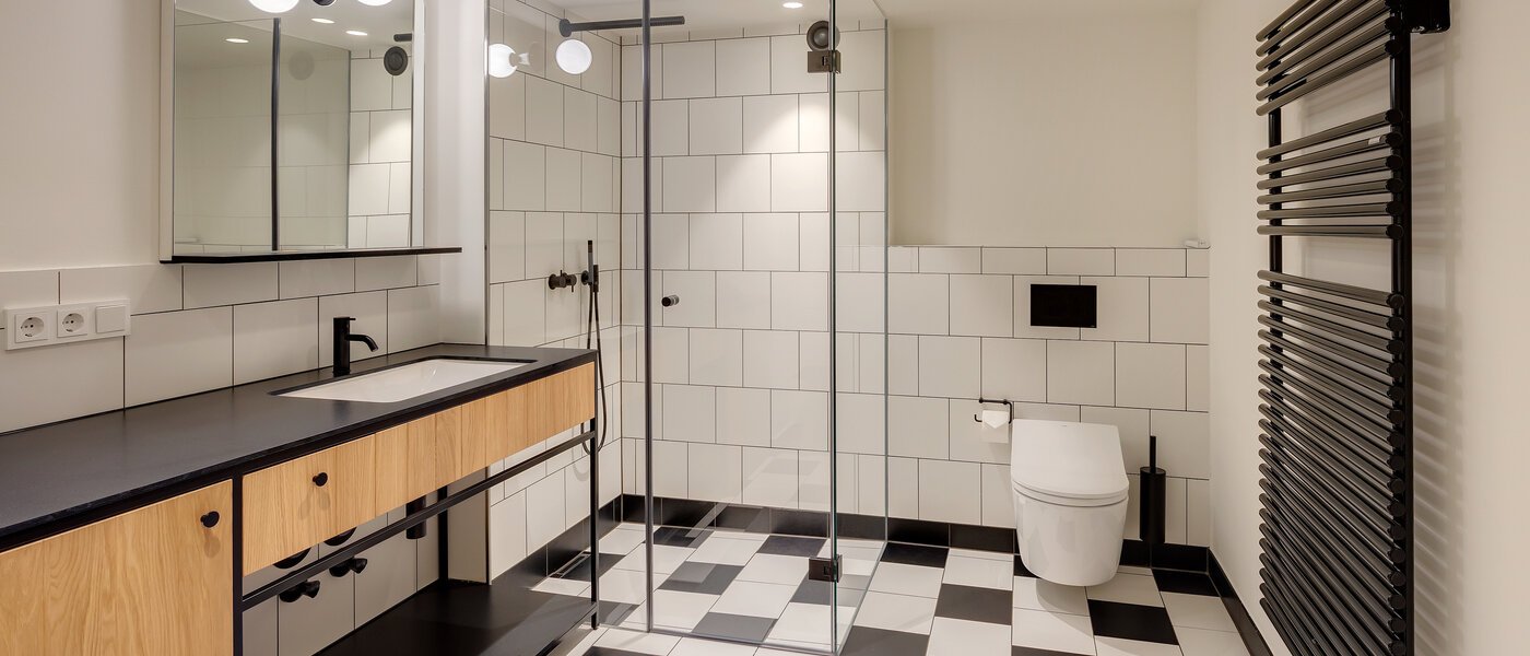 複層－回廊住宅 München Herzogpark 02 浴室 12616