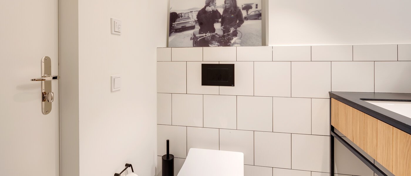 複層－回廊住宅 München Herzogpark 04 ゲスト用 WC 12616