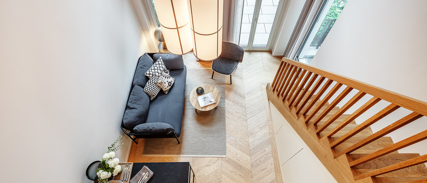 複層－回廊住宅 München Herzogpark 01 リビングエリア 12618