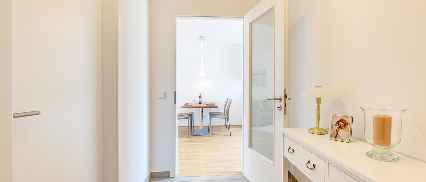 マンション München Pasing 02 玄関入り口 12629