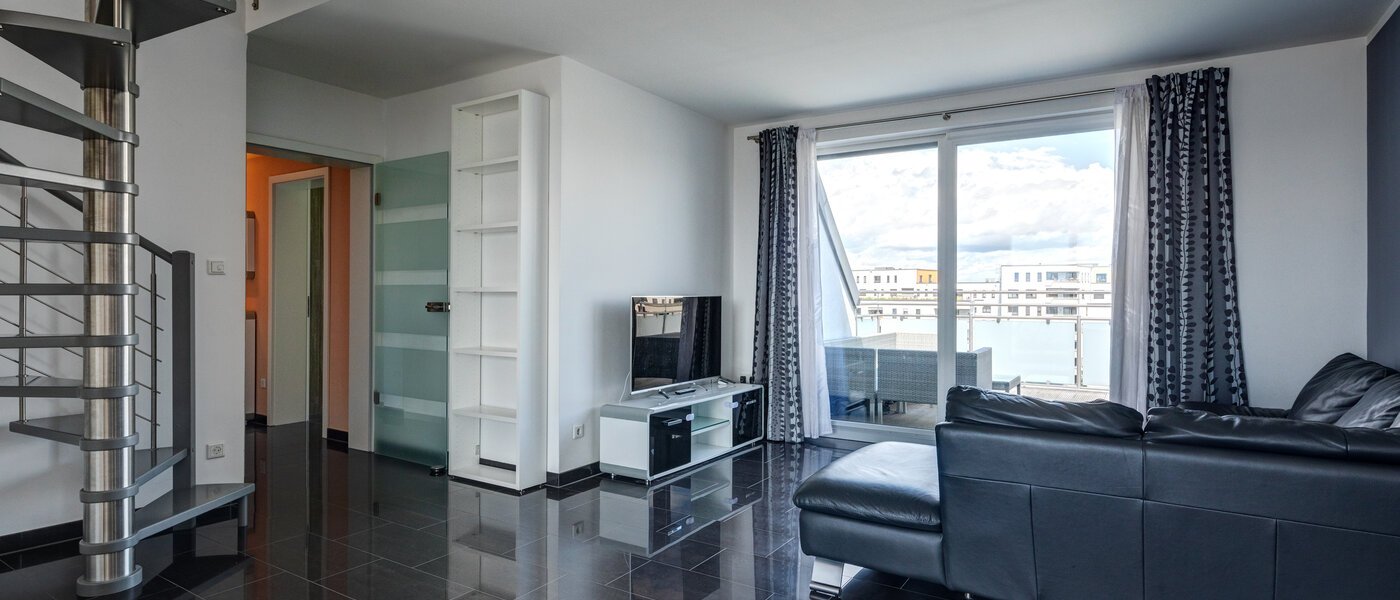 メゾネット・マンション（複数階にわたるマンション） München Pasing 02 リビングエリア 12653