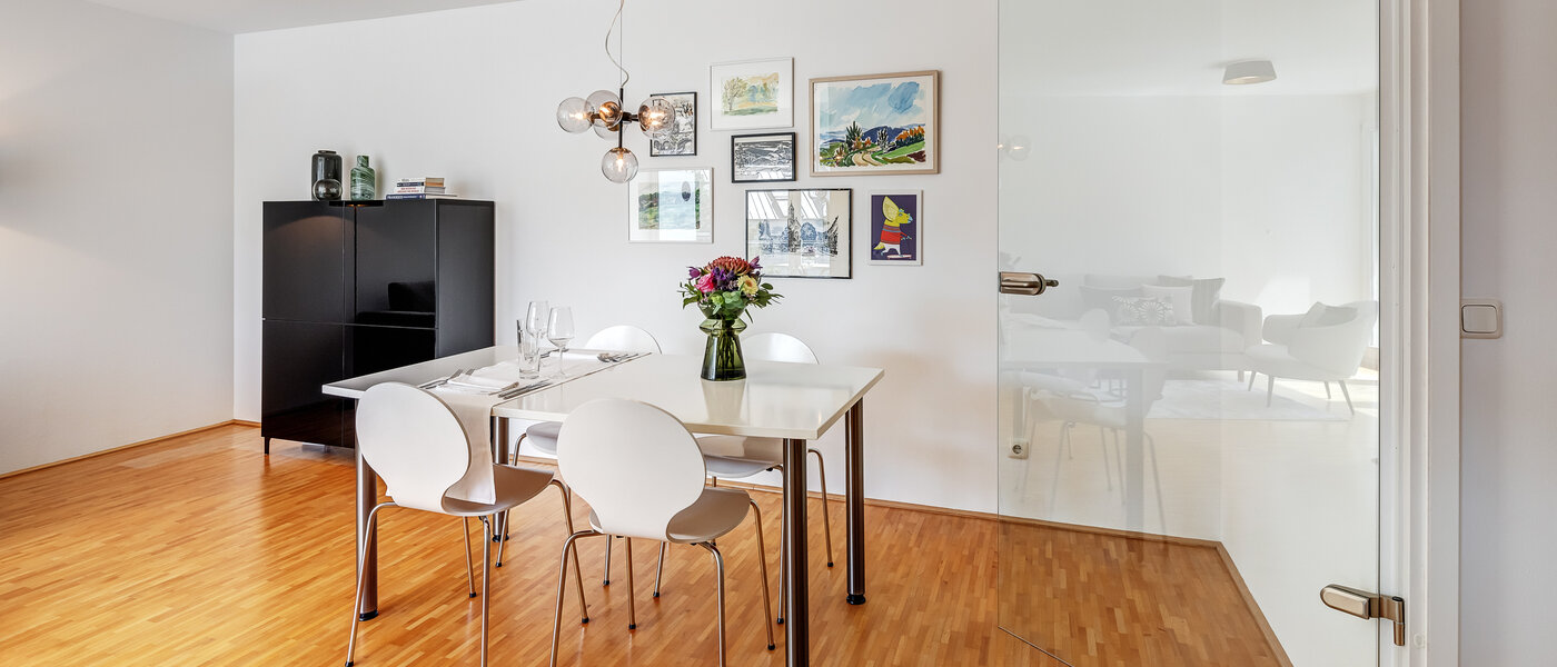 マンション München Glockenbachviertel 01 ダイニングエリア 12668